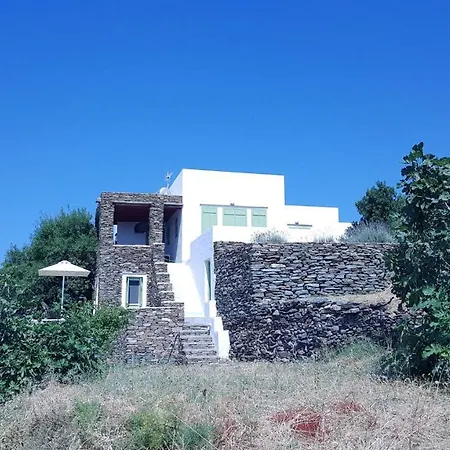 בית נופש Cycladic Vineyard House אפולוניה